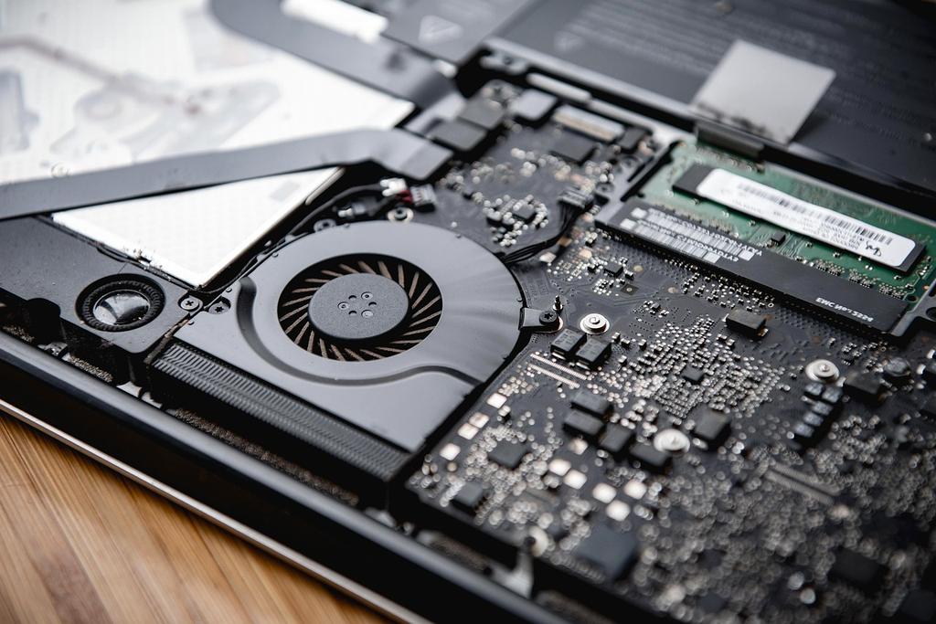 Cutting-edge computing and memory solutions